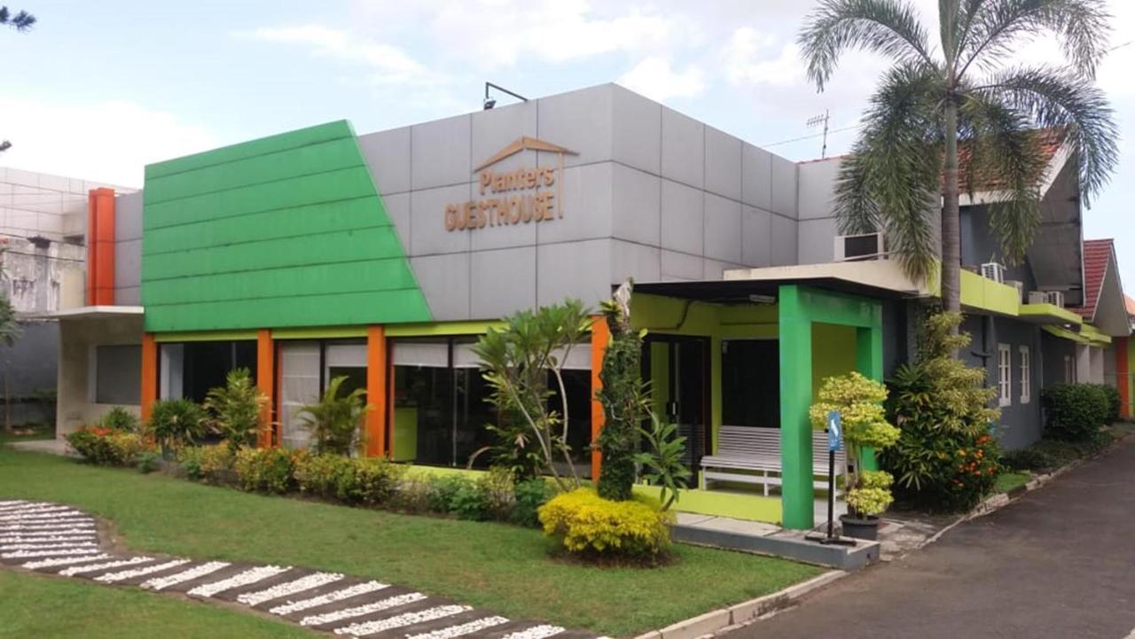 Planters Guest House Yogyakarta Exterior foto